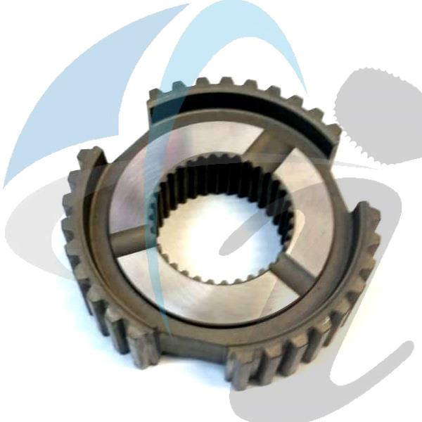 NISSAN 1TON V6 5TH/REV HUB